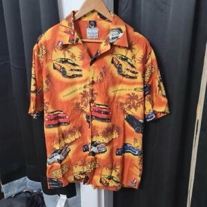 David Carey Originals Car Hawaiian
Shirt Ford Mustang Mens X-Large
Orange